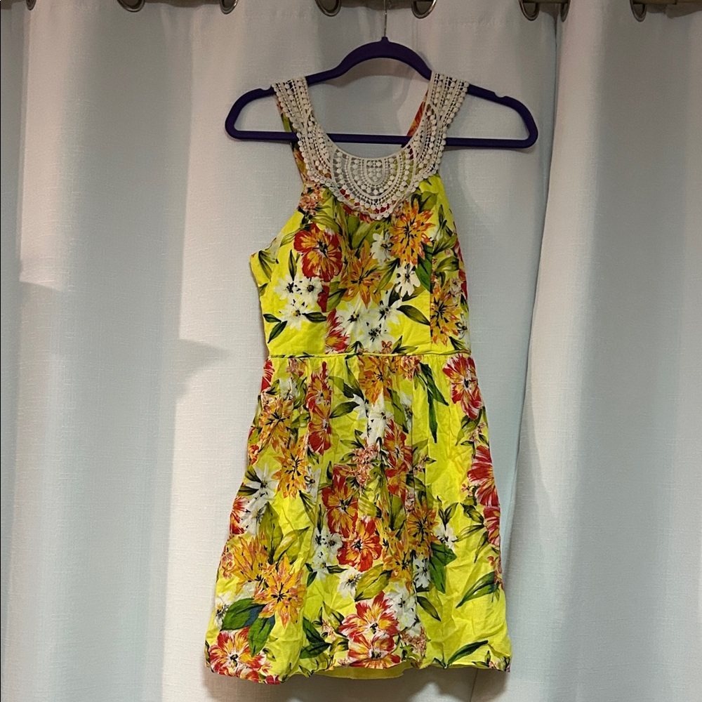 City Triangles Yellow Floral boho Sundress womens sz 9 Crochet coachella wedding